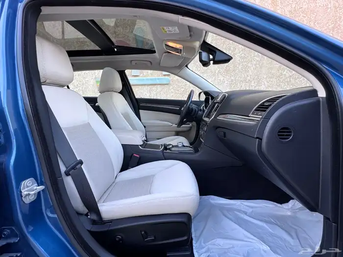 كرايسلر C300 لميتد 2021 عداد 81 26