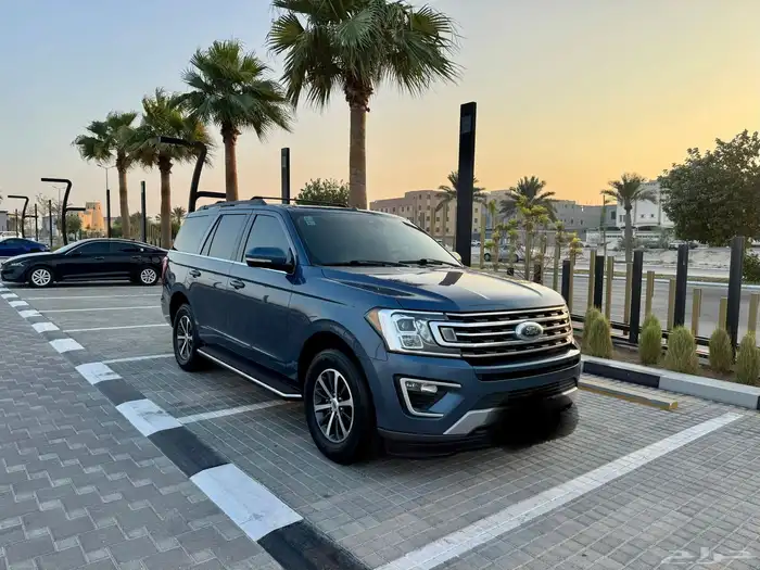 للبيع فورد اكسبيدشن 2020 مطور 7