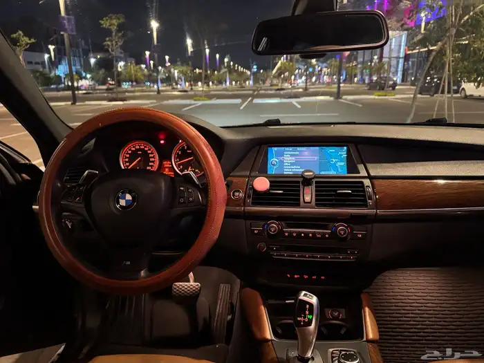 للبيع BMW X6 ممشى قليل 57 الف كيلو 33
