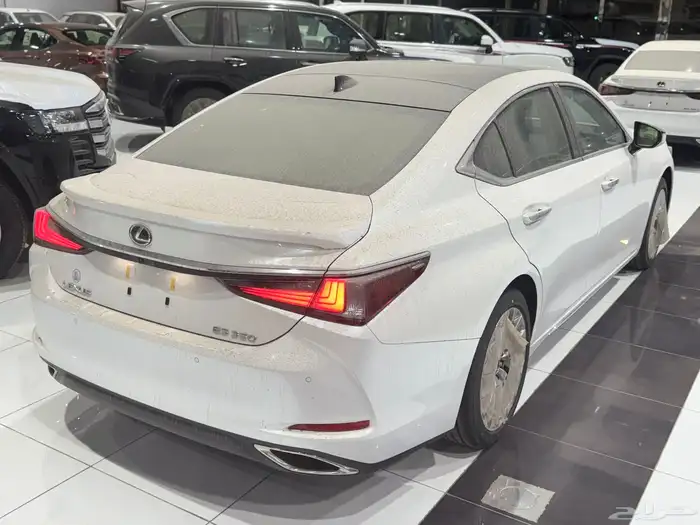 لكزس ES 350 بريمي CC بانوراما بروجكتر 2025 نظام 50-50 4