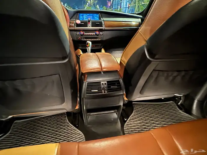 للبيع BMW X6 ممشى قليل 57 الف كيلو 29