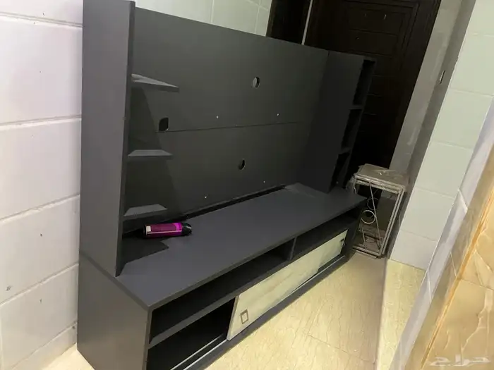 طاولة تلفزيون 1