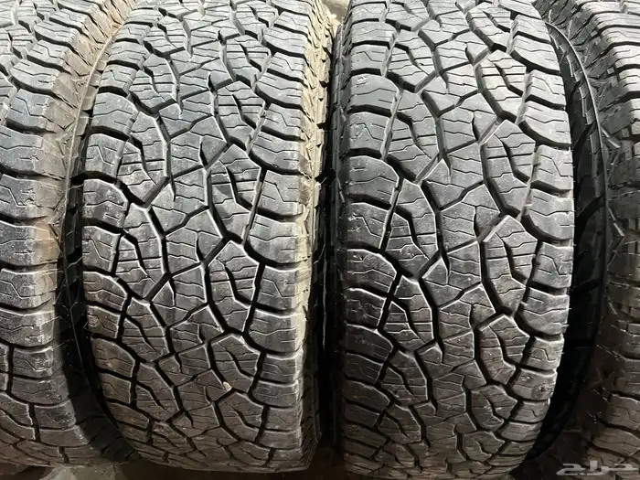 كفرات كومهو ربع حجري مقاس 285 70 17 23