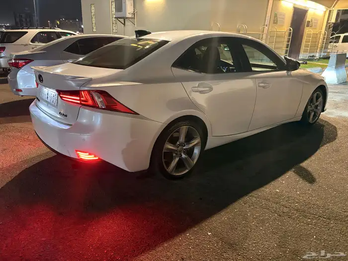 لكزس اي اس 350 ارنب موديل 2016 12