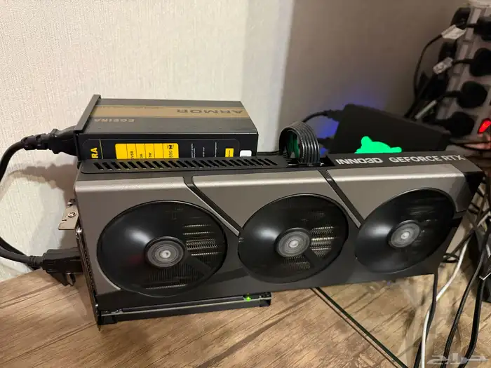 للبيع Mini PC (Elitemini UM780 XTX)   Oculink Dock   750PSU 0