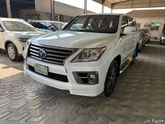 لكزس LX570 موديل 2014 فل 0
