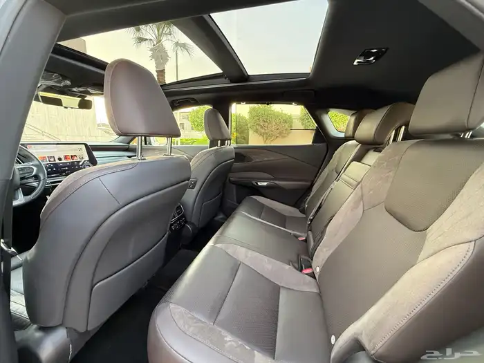 لكزس RX350h 2023 سعودي على الضمان 23