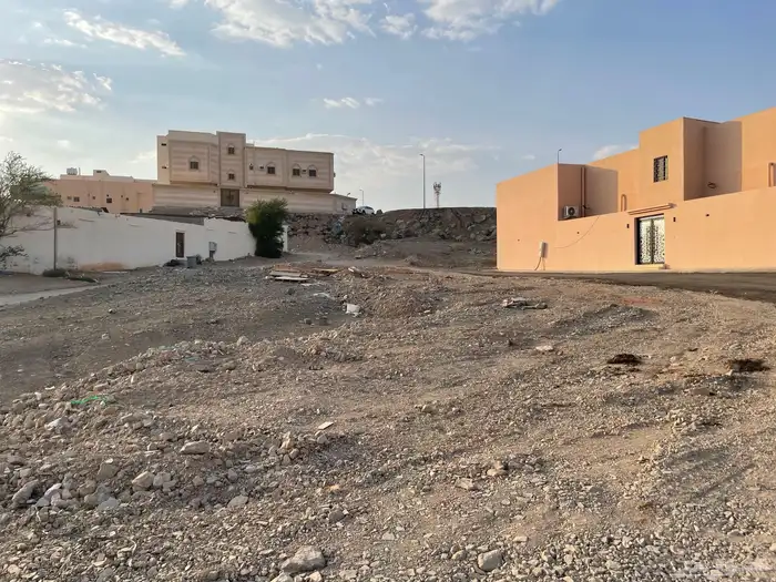 للبيع أرض سكنية قريبة جدا  من حديقة العاقول الجديدة 3