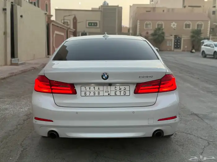 بي ام 520 2019 4