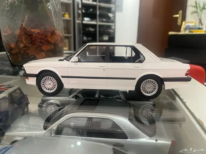 مجسم سيارة 1