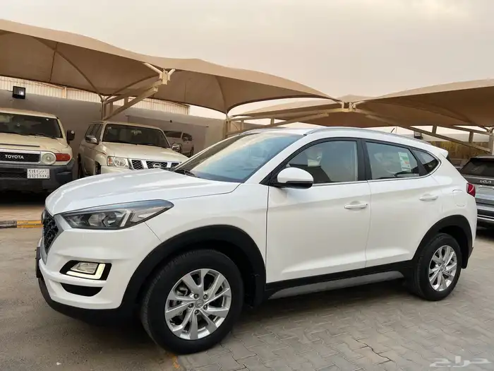 توسان 2021 بنزين دبل نظيف جدا لدى قمة الاطلال 26