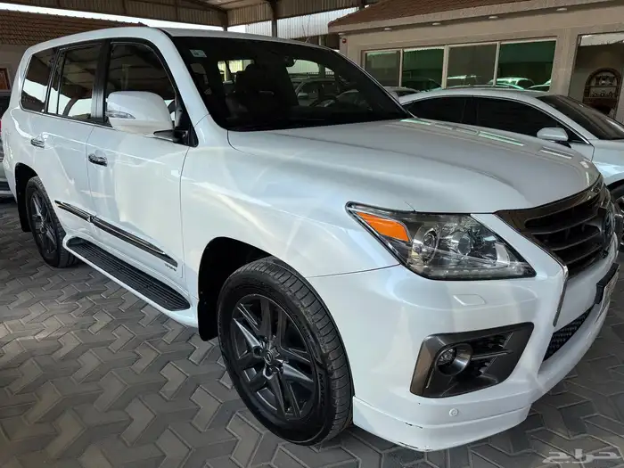 لكزس LX570 موديل 2014 فل 8