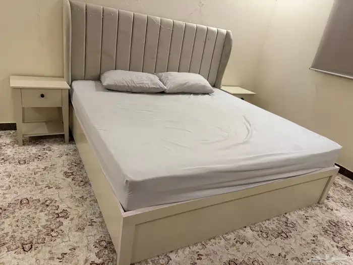 غرفة نوم كاملة شبه جديدة 2