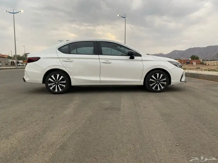 للبيع هوندا سيتي 2024 For sale 1