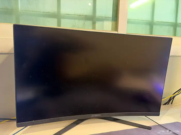 شاشه قيمنق 300 فريييم 0