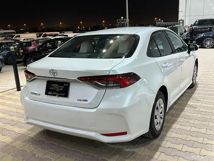 تويوتا كورولا موديل 2023 استاندر نظيف 19