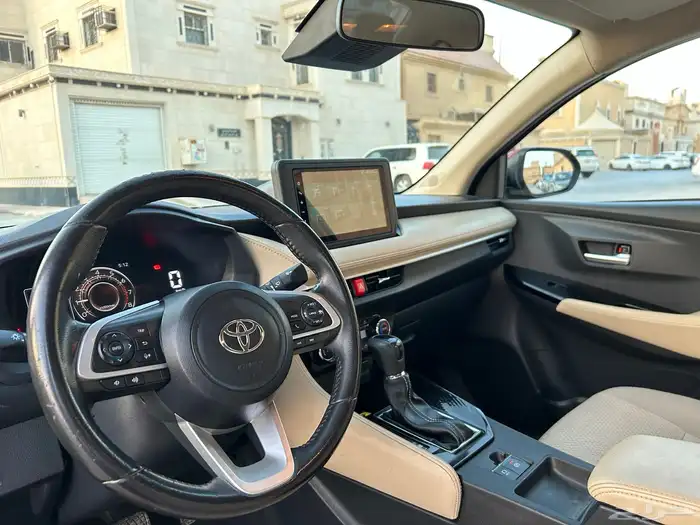 تويوتا يارس مديل 2023 YX 14