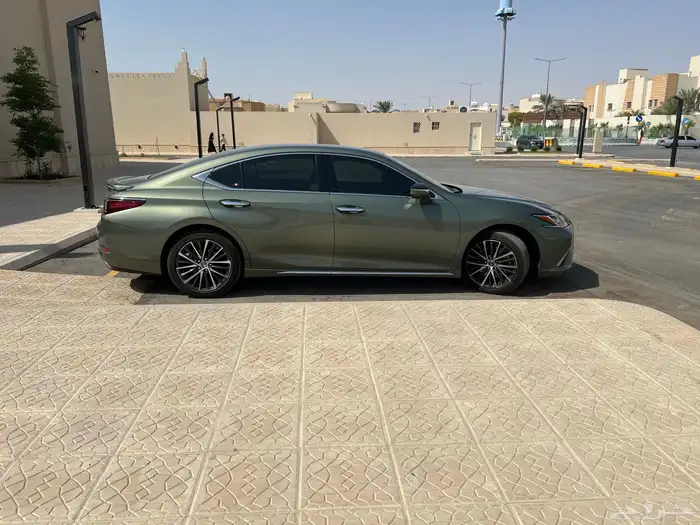 للبيع لكزس 2023 استخدام نظيف شخصي 6