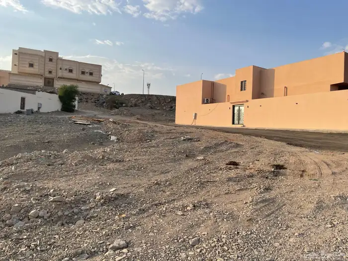 للبيع أرض سكنية قريبة جدا  من حديقة العاقول الجديدة 0