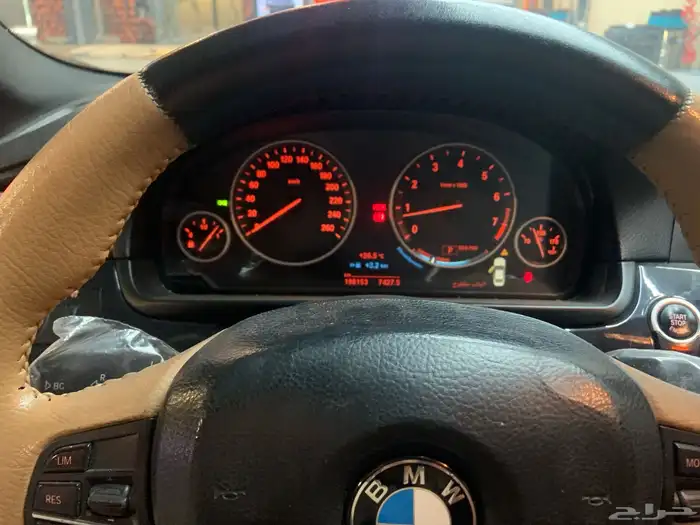 BMW بي ام دبليو الفئة الخامسة 2016 520 مستعملة للبيع 17