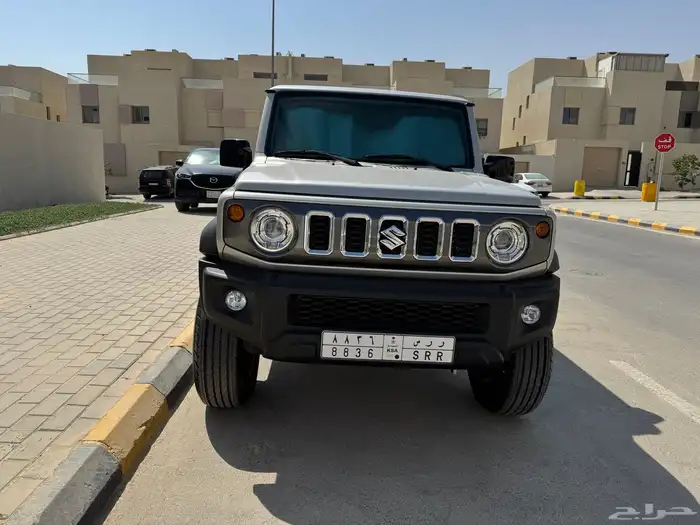 للبيع سوزوكي جمني 2025 فل كامل 5 ابواب 2