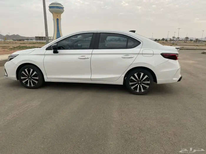 للبيع هوندا سيتي 2024 For sale 2