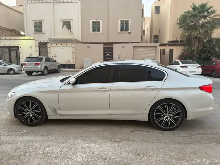 بي ام 520 2019 5