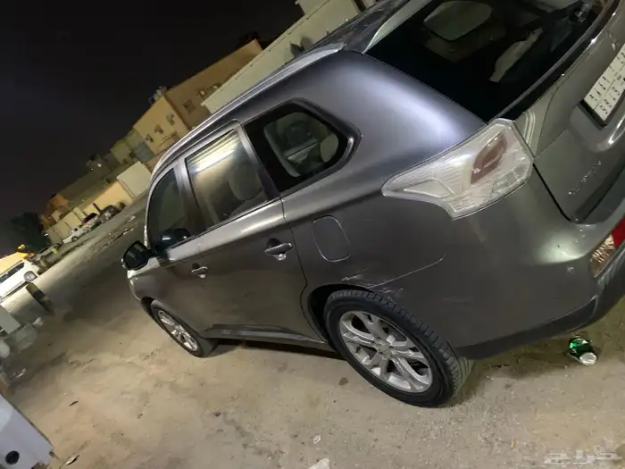 ميتسوبيشي اوت لاندر 4 سلندر 0