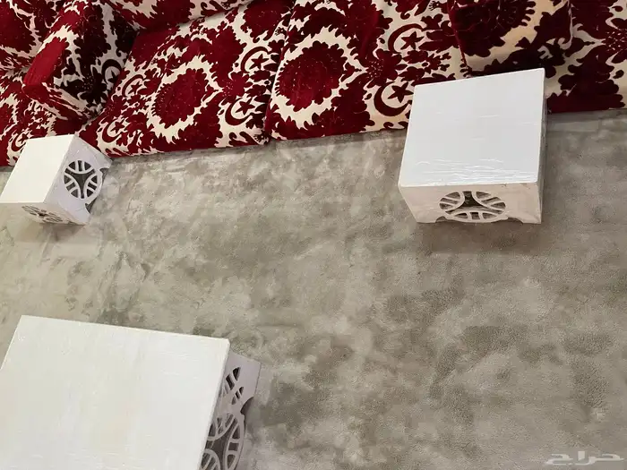 جلسه شعبيه متكامله بالكمار والطاوله الارضيه شبه جديده 3