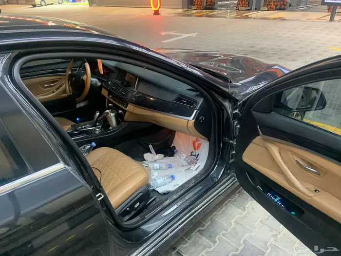 BMW بي ام دبليو الفئة الخامسة 2016 520 مستعملة للبيع 13