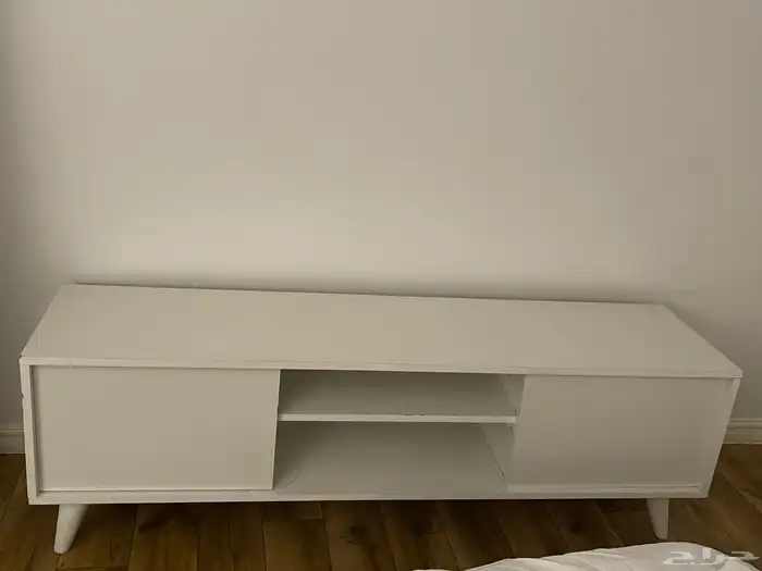 طاولة تلفزيون 0