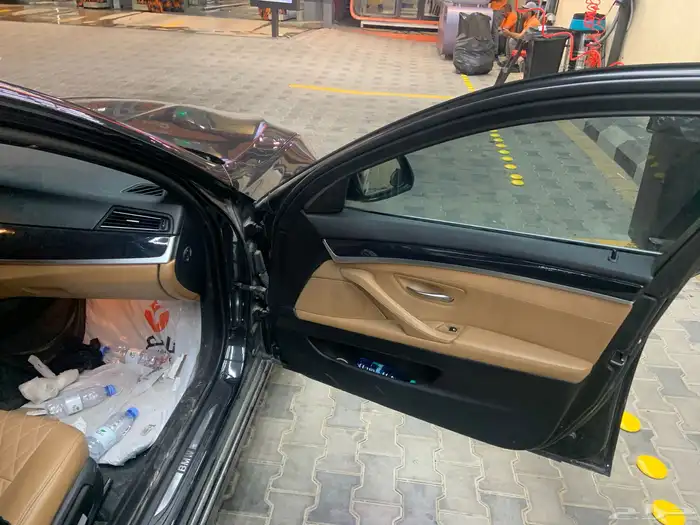 BMW بي ام دبليو الفئة الخامسة 2016 520 مستعملة للبيع 10