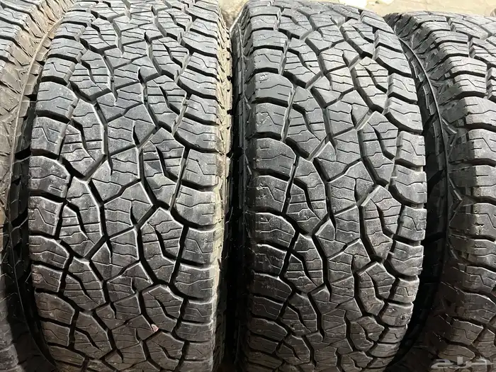 كفرات كومهو ربع حجري مقاس 285 70 17 15
