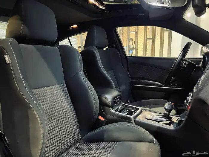تشارجر 2019 V6 GT بحاله ممتازه 9