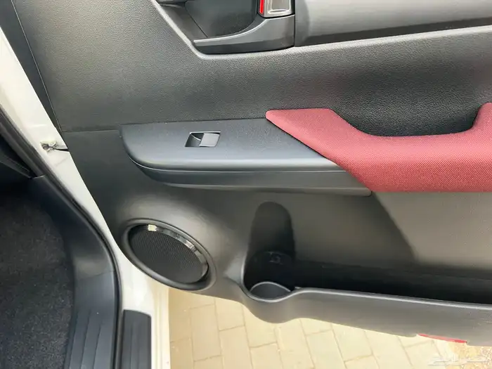 هايلوكس غمارتين GL2 4 4 عادي ديزل 2025 9