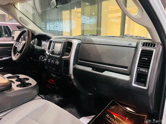 دودج رام كلاسيك 2021 V8 (بحاله ممتازه) 10