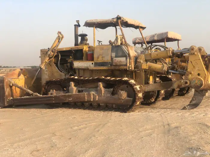 بلدوزر للإيجار 0
