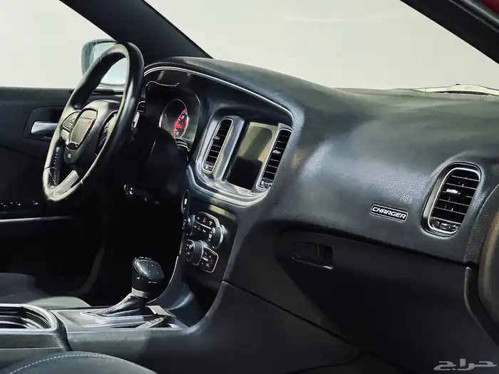 تشارجر 2019 V6 GT بحاله ممتازه 7