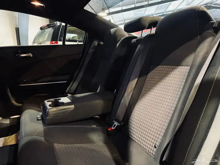 تشارجر 2019 V6 GT بحاله ممتازه 10