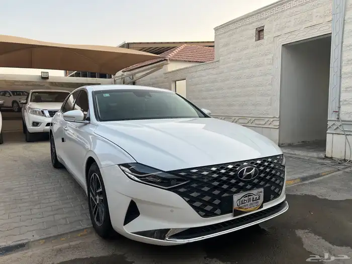 ازيرا 2021 وارد كوريا نظيف جدا لدى قمة الاطلال 1