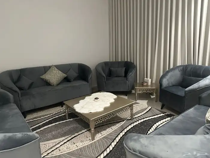 طقم كنب ثلاث طويلة واثنين صغير ك 2