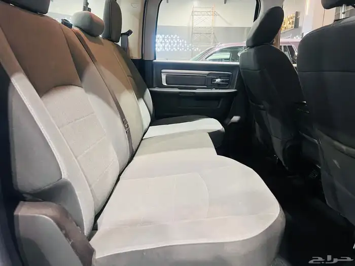 دودج رام كلاسيك 2021 V8 (بحاله ممتازه) 7