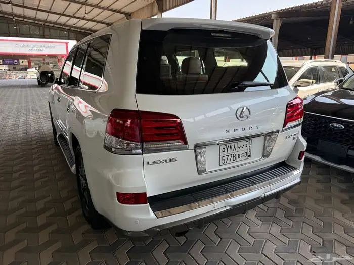 لكزس LX570 موديل 2014 فل 13