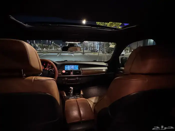 للبيع BMW X6 ممشى قليل 57 الف كيلو 30