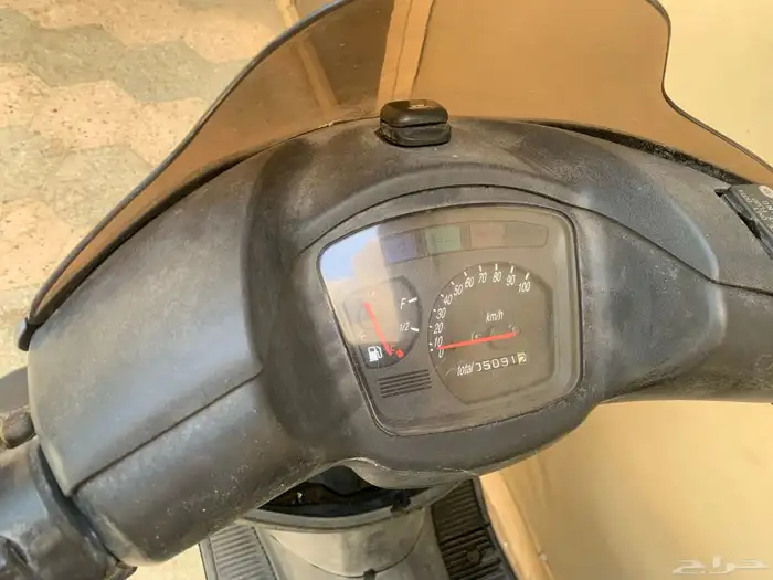 دباب ياباني سوزوكي مخزن للبيع 2