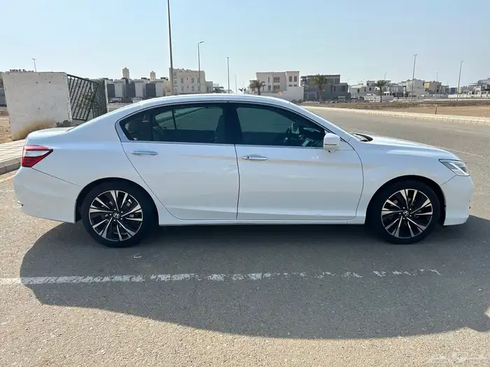 هوندا اكورد 2017 9