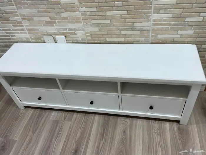 طاولة تلفزيون 0