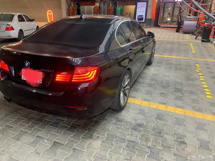 BMW بي ام دبليو الفئة الخامسة 2016 520 مستعملة للبيع 6