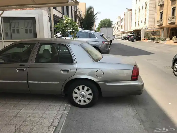 فورد غراند ماركيز 2