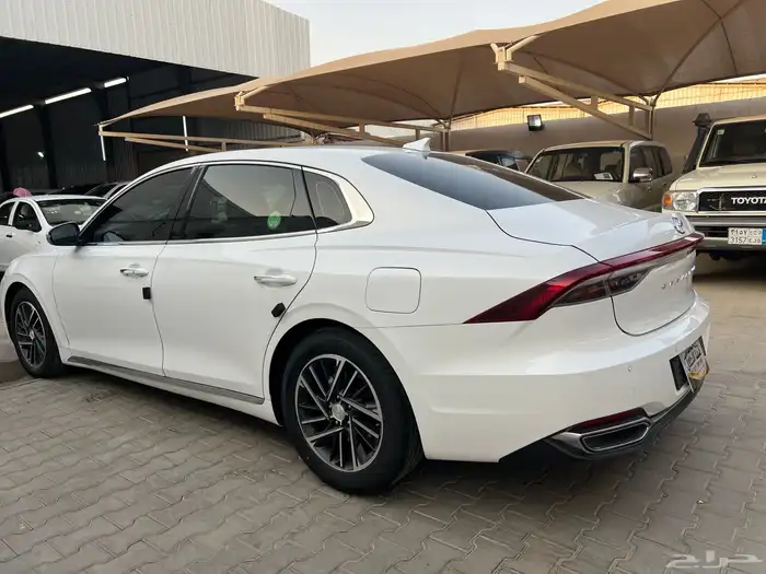 ازيرا 2021 وارد كوريا نظيف جدا لدى قمة الاطلال 14